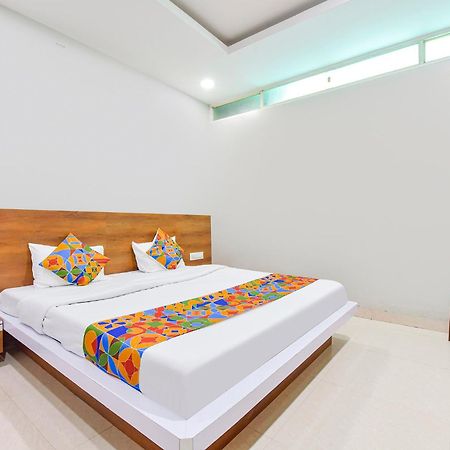 Fabhotel Raghumani Palace อุจเจน ภายนอก รูปภาพ