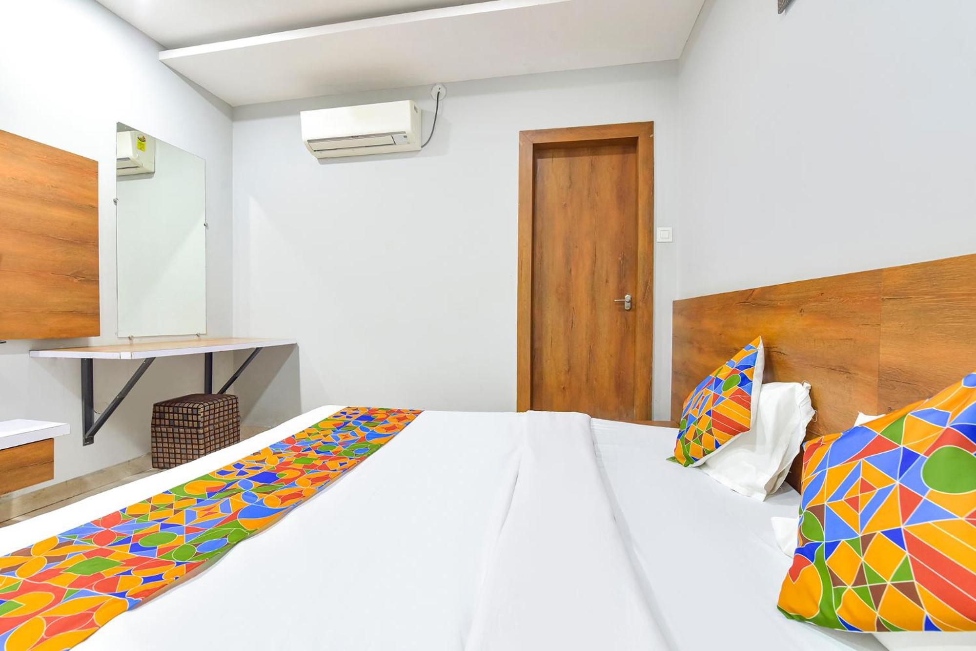 Fabhotel Raghumani Palace อุจเจน ภายนอก รูปภาพ